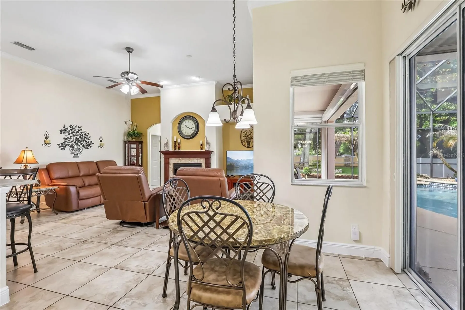 115 W Blue Water Edge Drive Eustis FL 32736