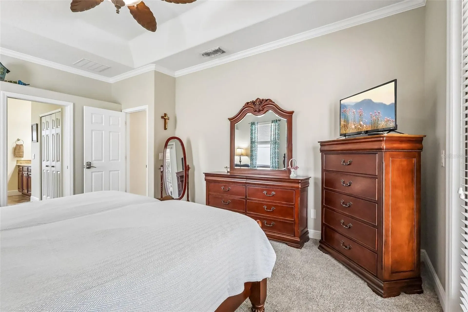 115 W Blue Water Edge Drive Eustis FL 32736