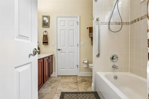 115 W Blue Water Edge Drive Eustis FL 32736