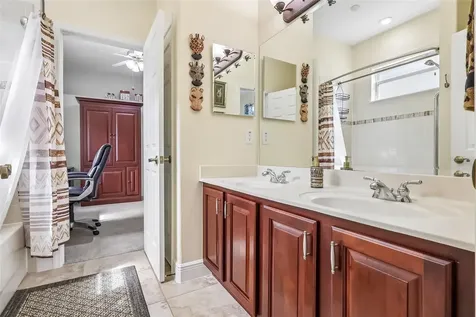 115 W Blue Water Edge Drive Eustis FL 32736
