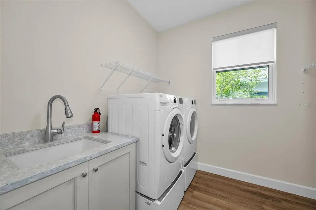 522 Louden Avenue Dunedin FL 34698