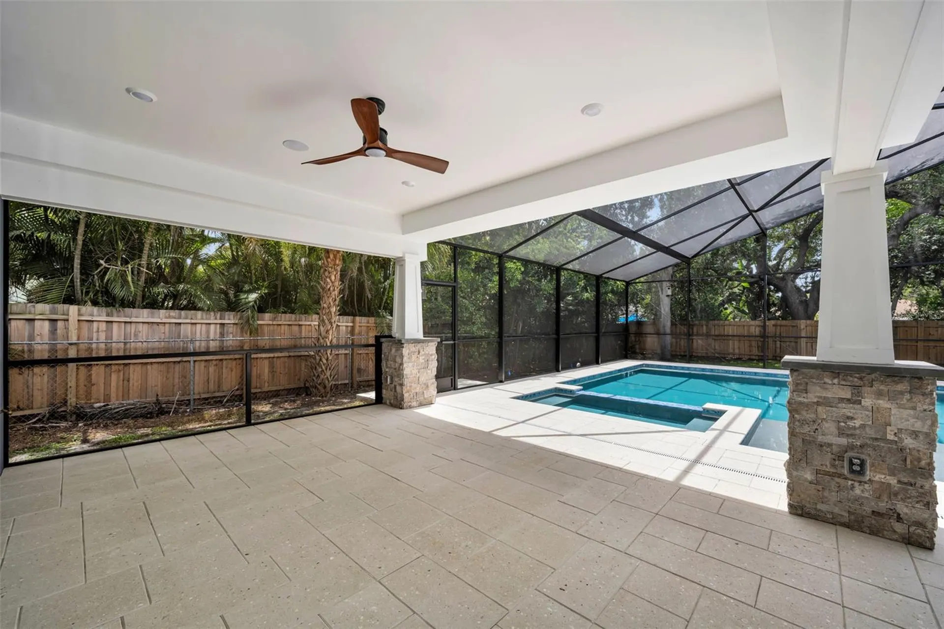 522 Louden Avenue Dunedin FL 34698