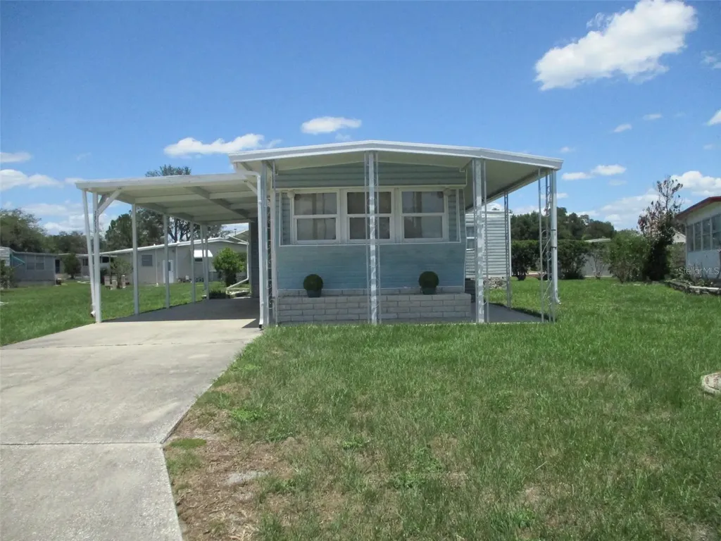 38513 Willoughby Drive Zephyrhills FL 33540