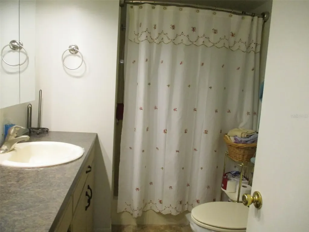 38513 Willoughby Drive Zephyrhills FL 33540
