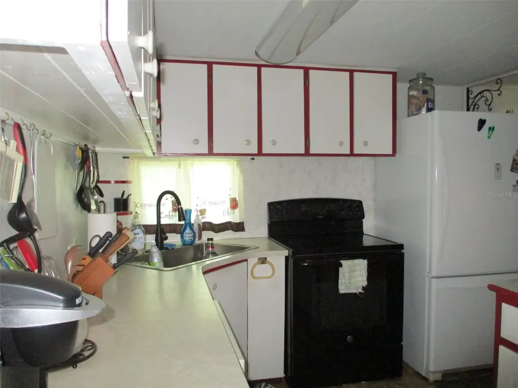 38513 Willoughby Drive Zephyrhills FL 33540
