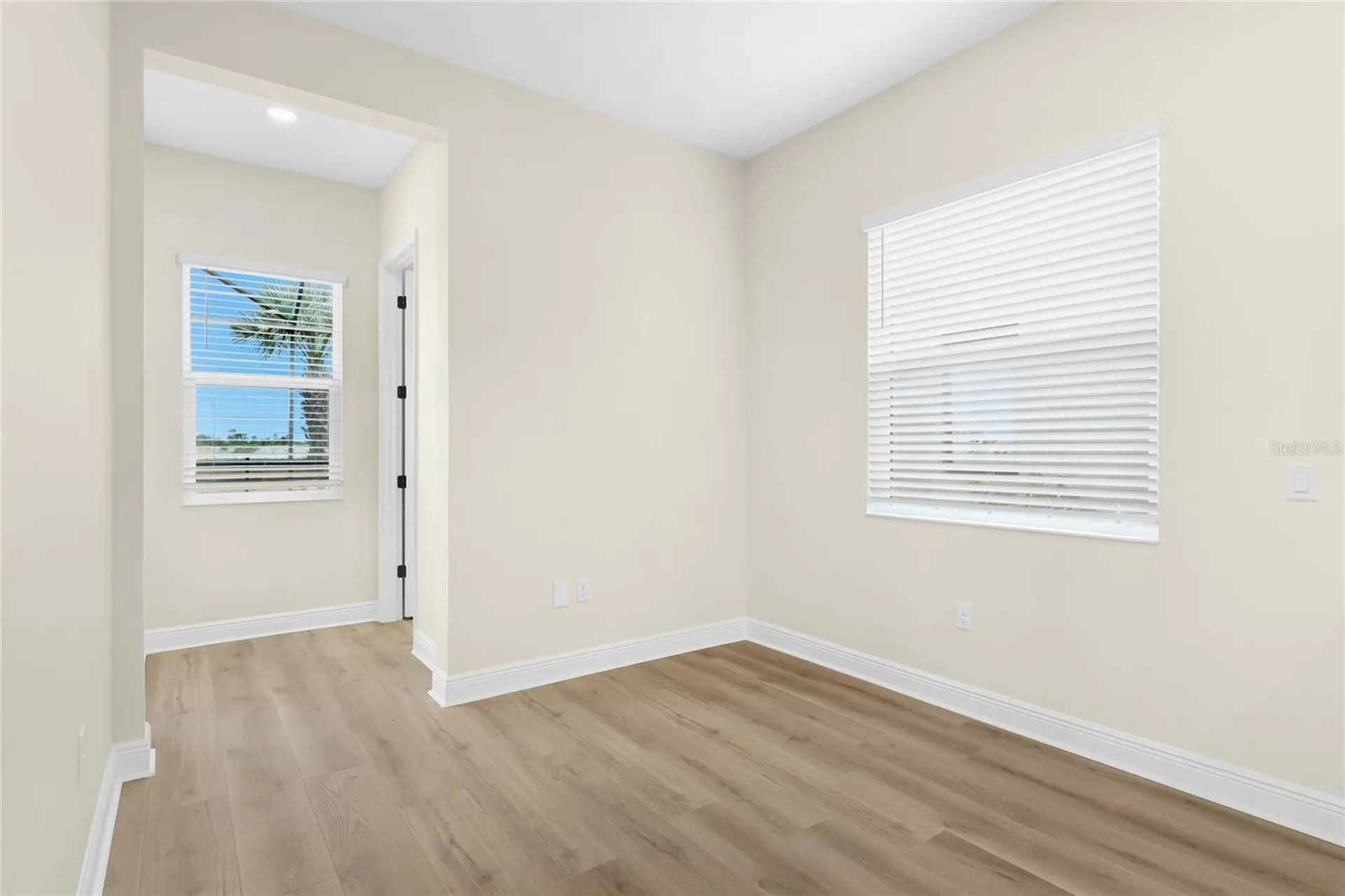 2003 Bamboo Palm Cove Bradenton FL 34212