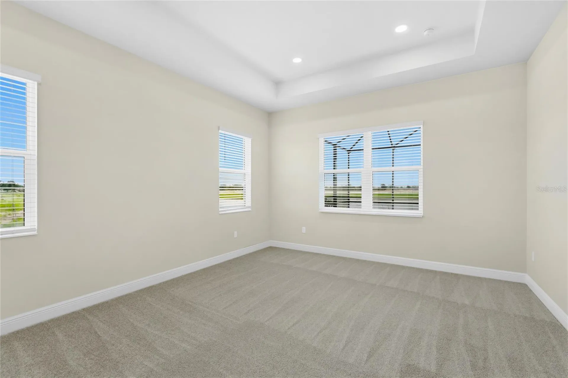 2003 Bamboo Palm Cove Bradenton FL 34212