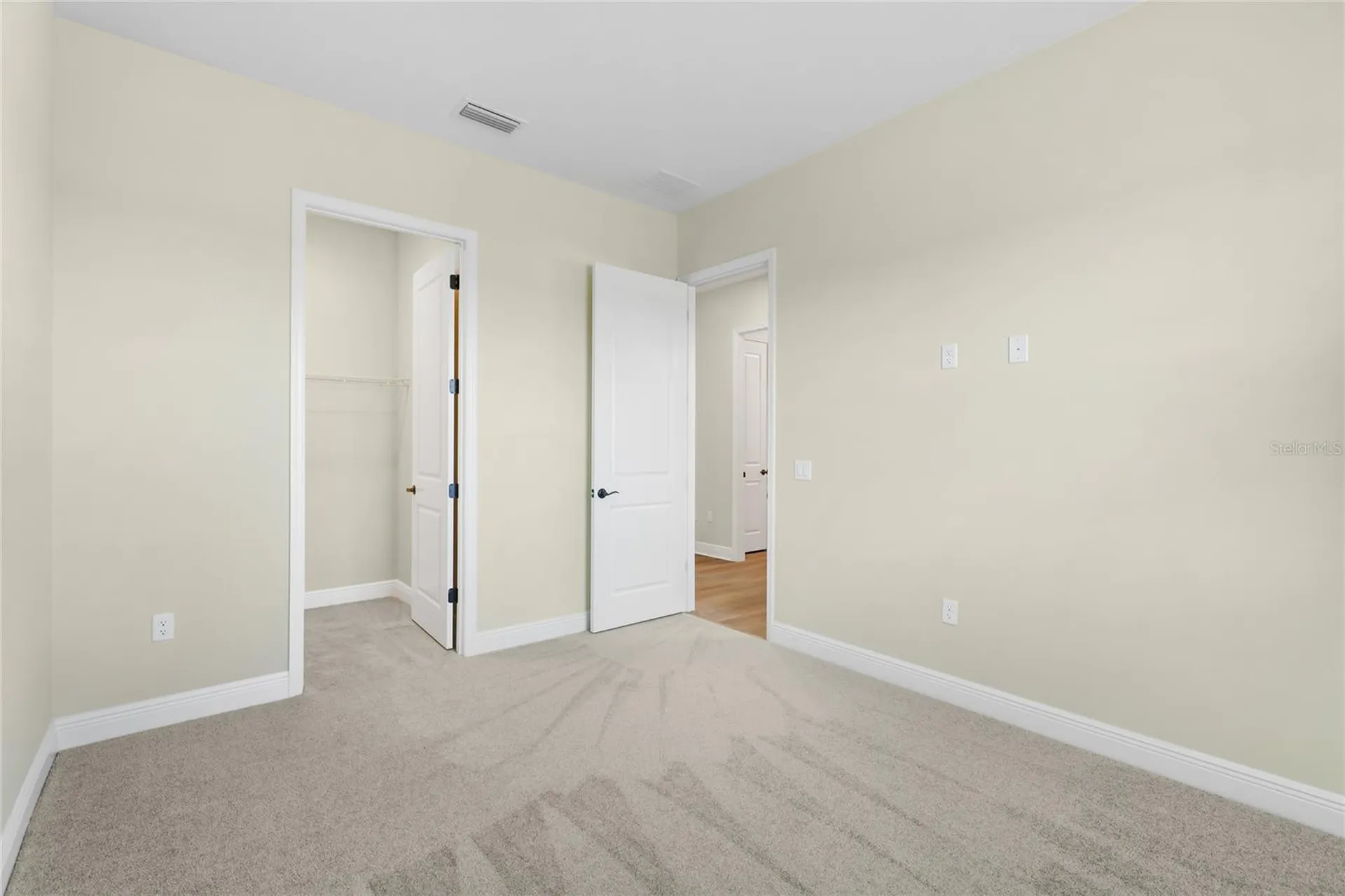 2003 Bamboo Palm Cove Bradenton FL 34212