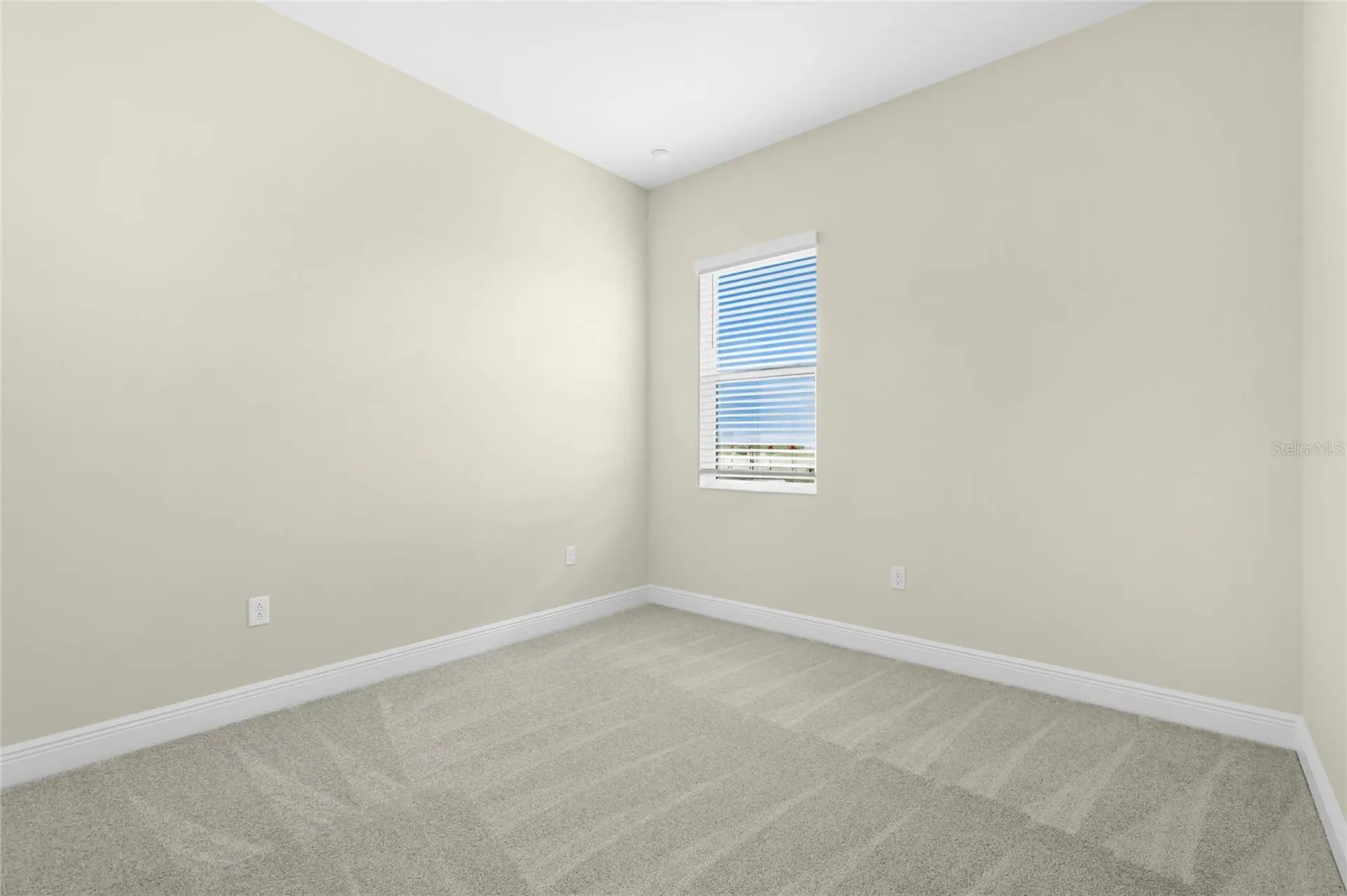 2003 Bamboo Palm Cove Bradenton FL 34212