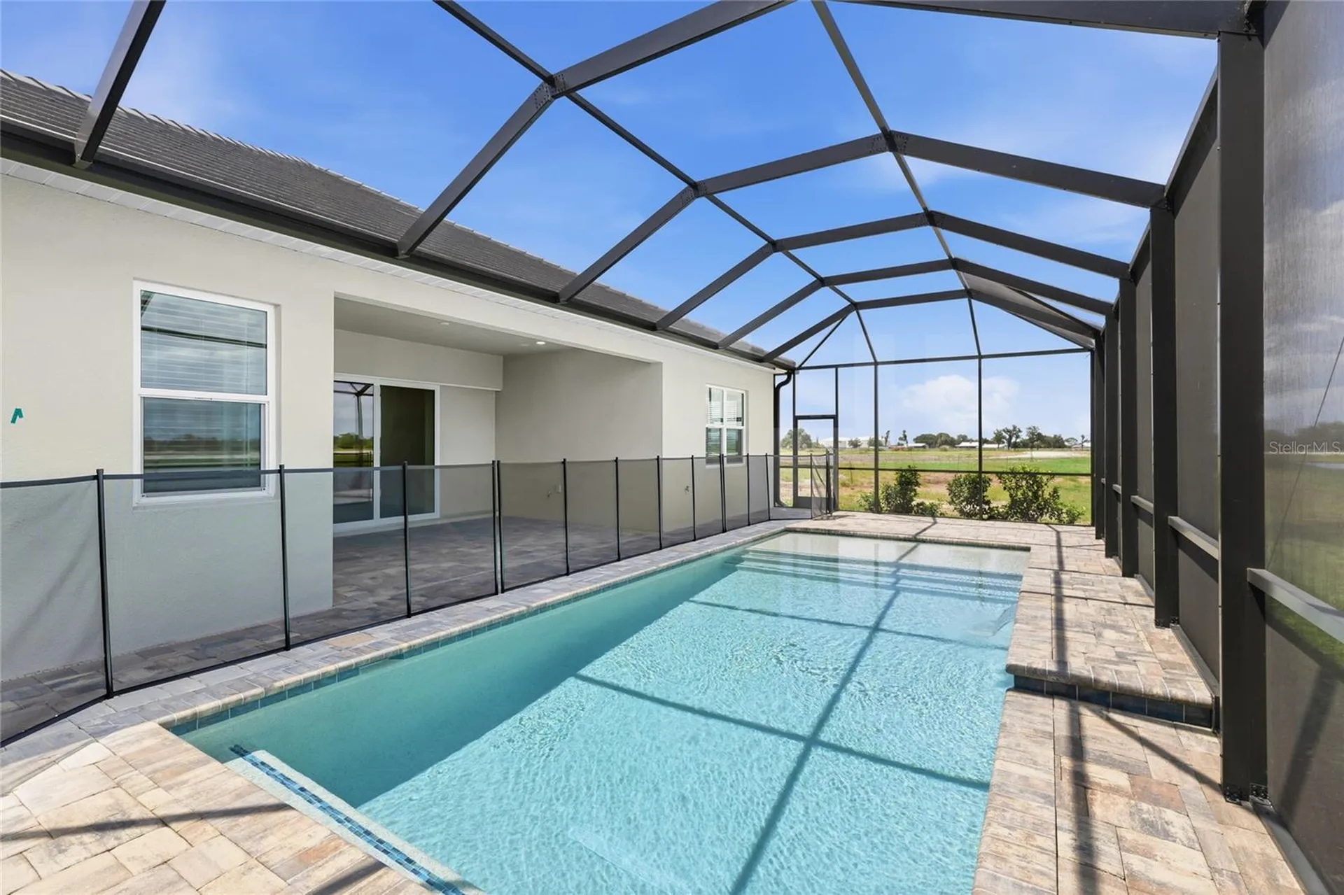 2003 Bamboo Palm Cove Bradenton FL 34212
