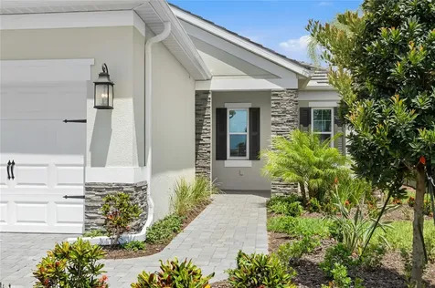 2003 Bamboo Palm Cove Bradenton FL 34212