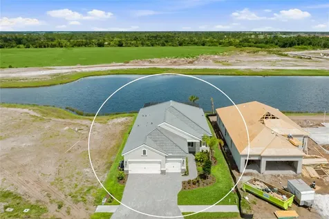 2003 Bamboo Palm Cove Bradenton FL 34212