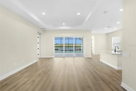 2003 Bamboo Palm Cove Bradenton FL 34212