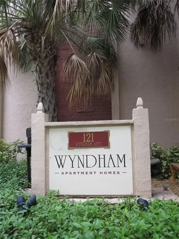 121 3rd Avenue N St Petersburg FL 33701