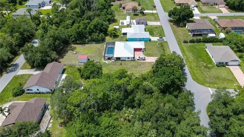 3388 Hampton Street Port Charlotte FL 33948