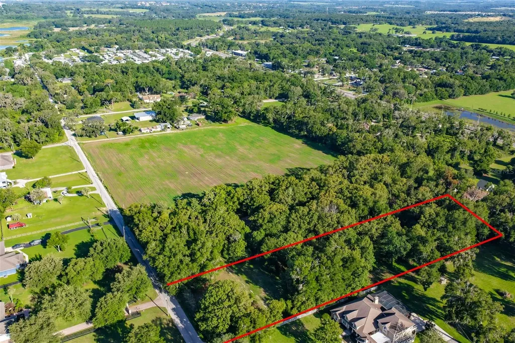 Lake Pasadena Road Dade City FL 33525