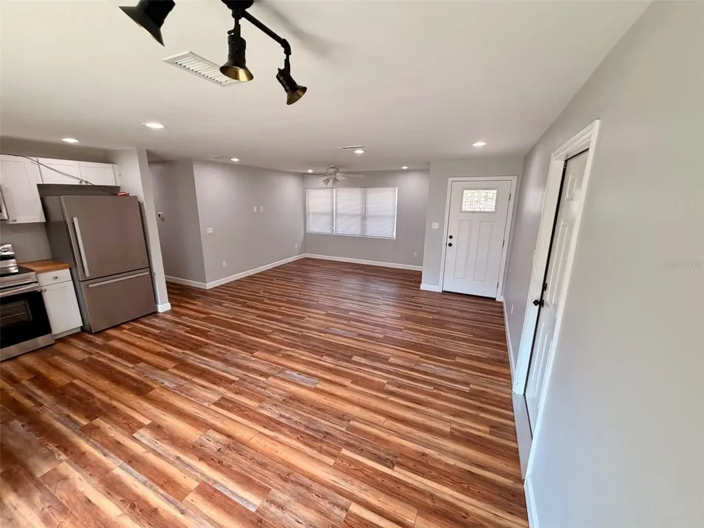 17089 NW 243rd Street High Springs FL 32643