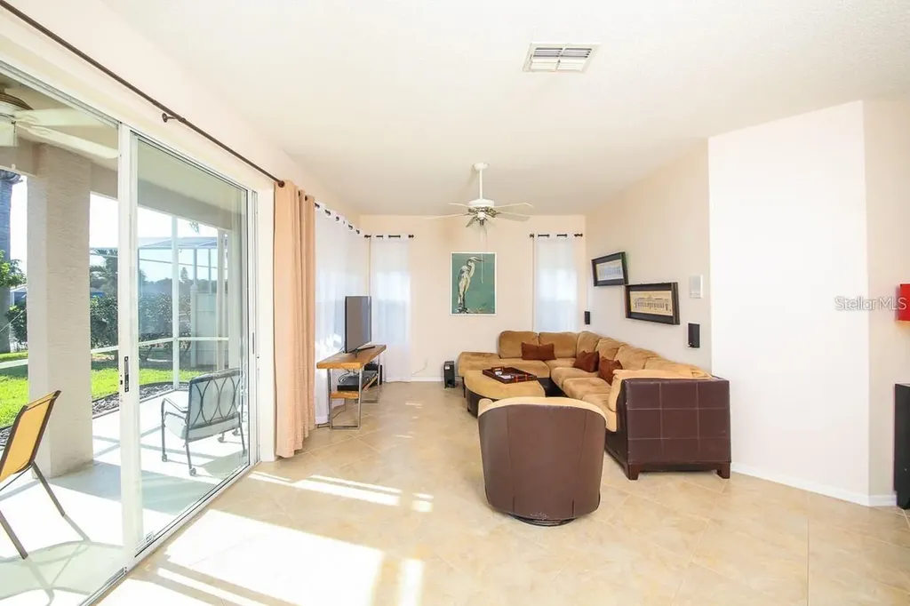 5041 47th Street W Bradenton FL 34210
