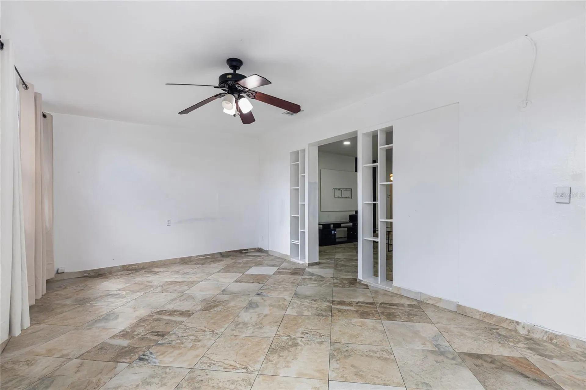 24 NW 42nd Terrace Plantation FL 33317