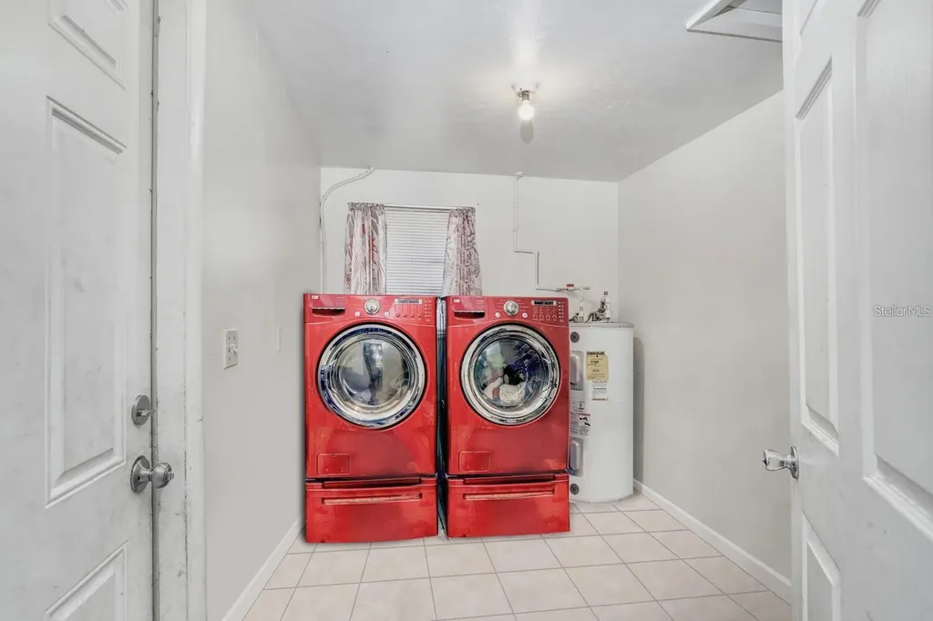 4833 Ashland Drive Tampa FL 33610