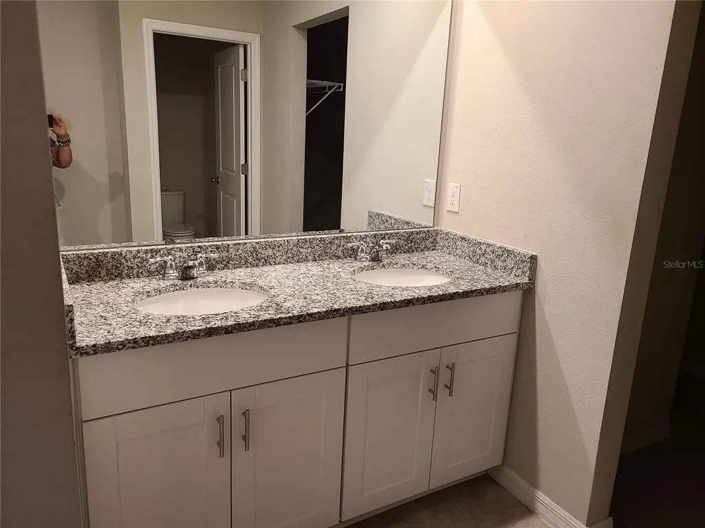 10217 Daybreak Glen Parrish FL 34219