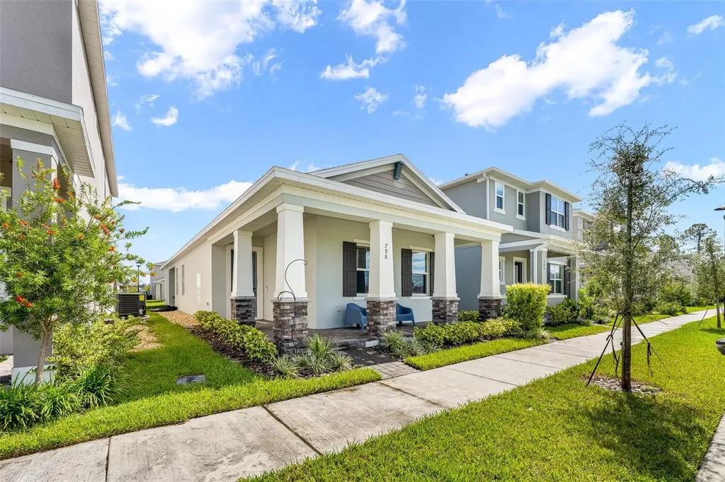 798 Middleton Street Debary FL 32713