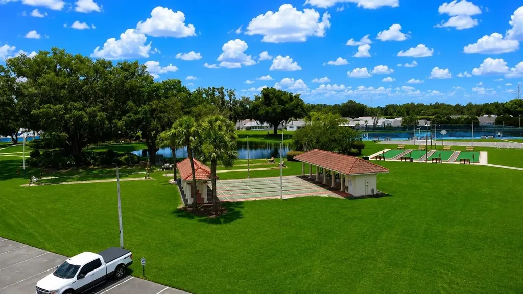 9900 SE 175th Place Summerfield FL 34491