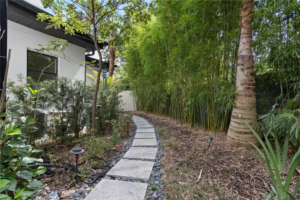 2032 Kimbrace Place Winter Park FL 32792