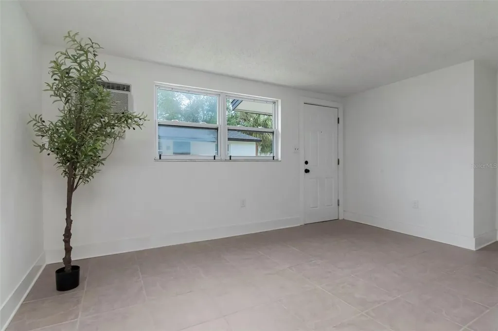 6713 S Kissimmee Street Tampa FL 33616