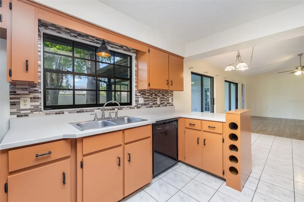 222 Parkview Drive Palm Coast FL 32164