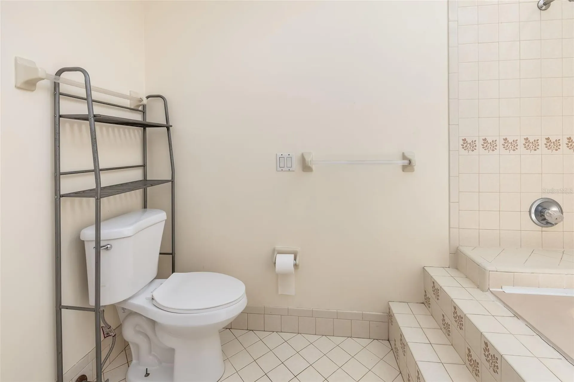 222 Parkview Drive Palm Coast FL 32164