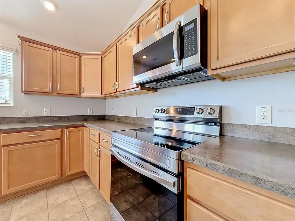 2565 Lindewood Street The Villages FL 32163