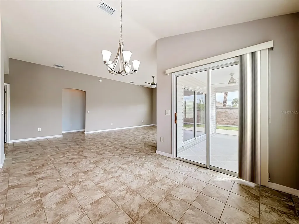 2565 Lindewood Street The Villages FL 32163