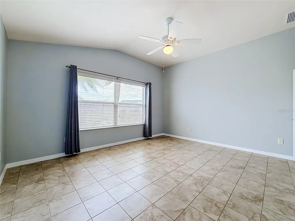 2565 Lindewood Street The Villages FL 32163
