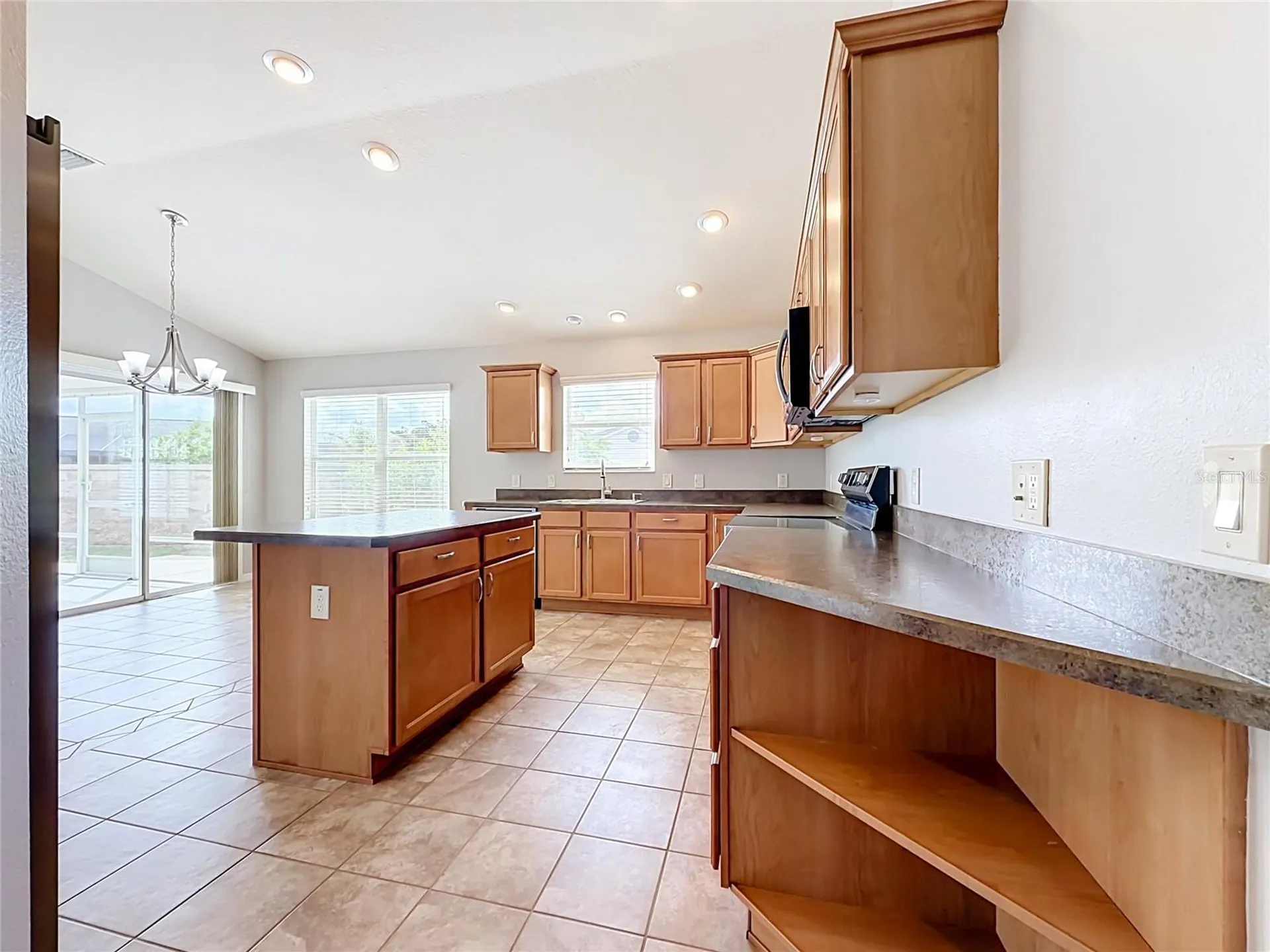 2565 Lindewood Street The Villages FL 32163