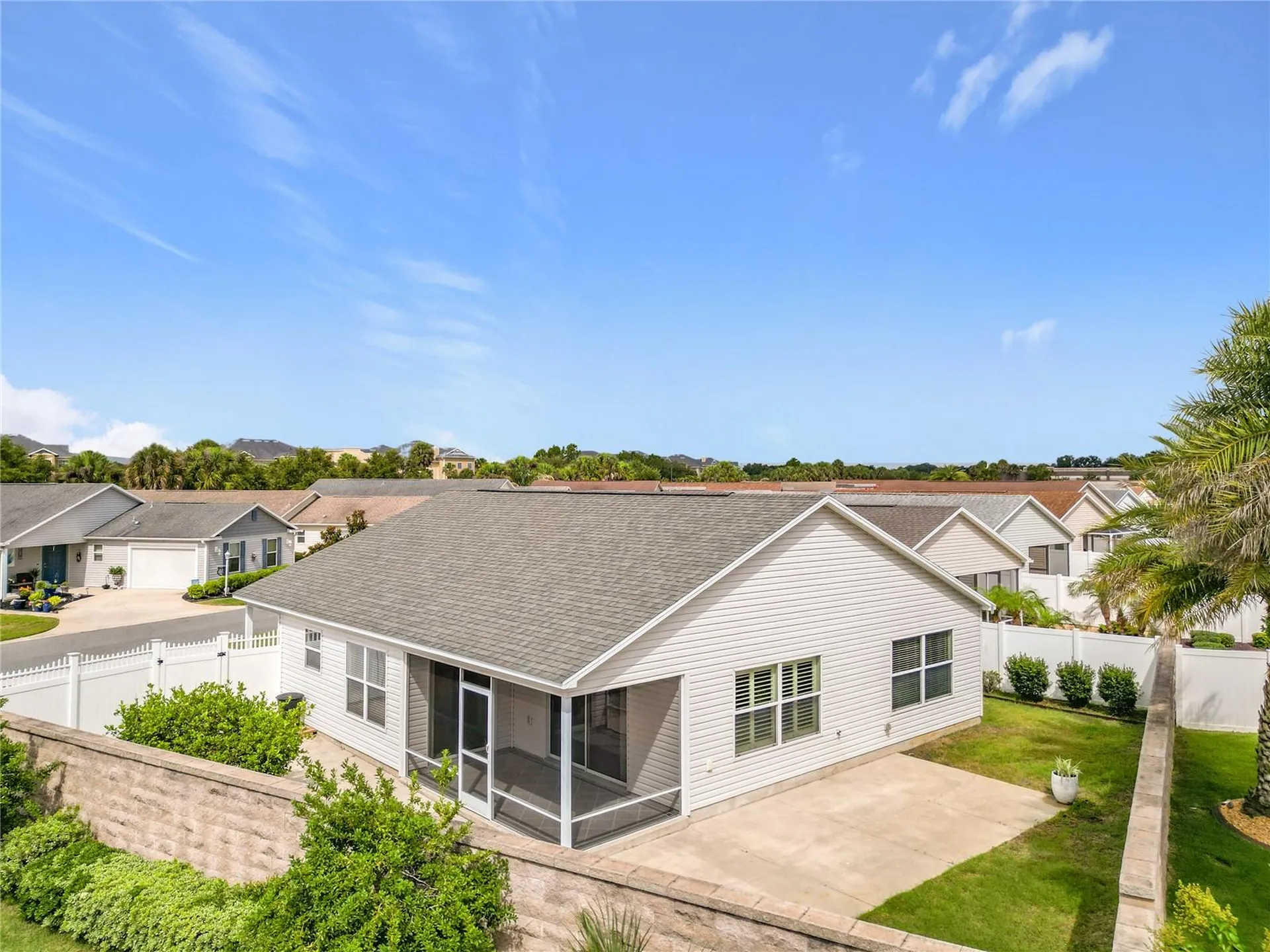 2565 Lindewood Street The Villages FL 32163
