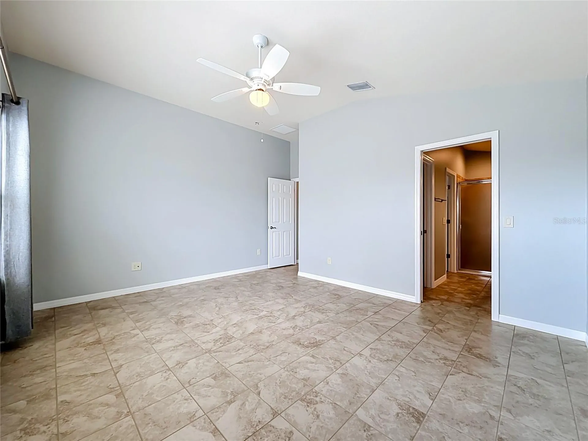 2565 Lindewood Street The Villages FL 32163