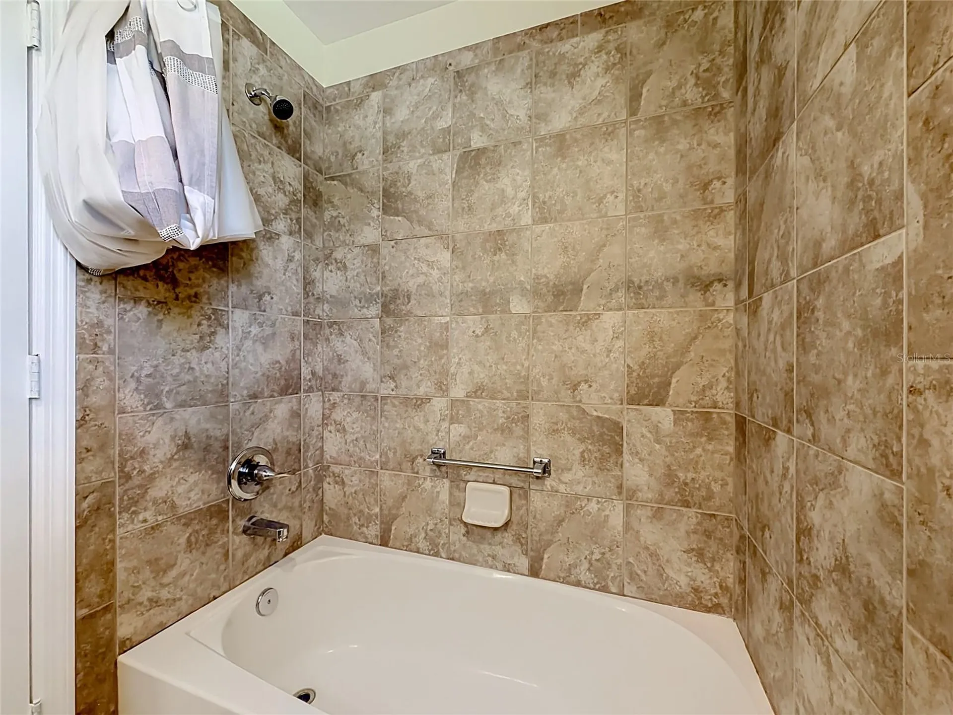 2565 Lindewood Street The Villages FL 32163