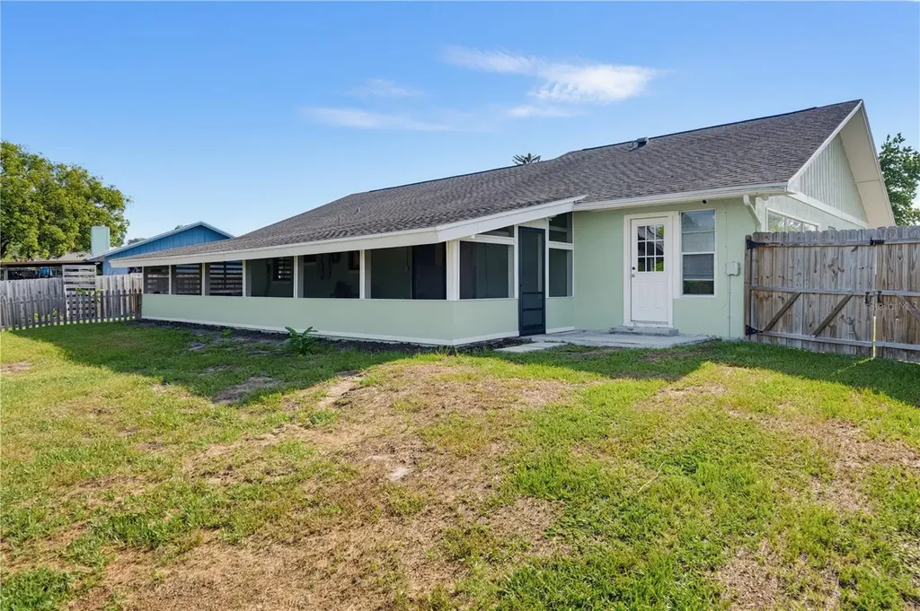 8212 Gandy Way Orlando FL 32810