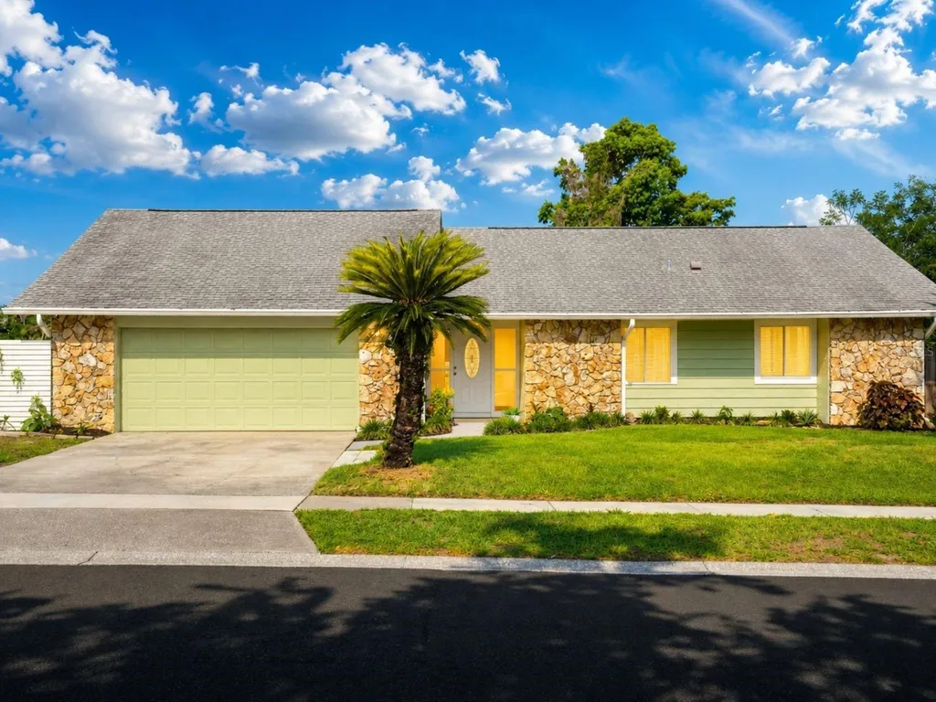 8212 Gandy Way Orlando FL 32810