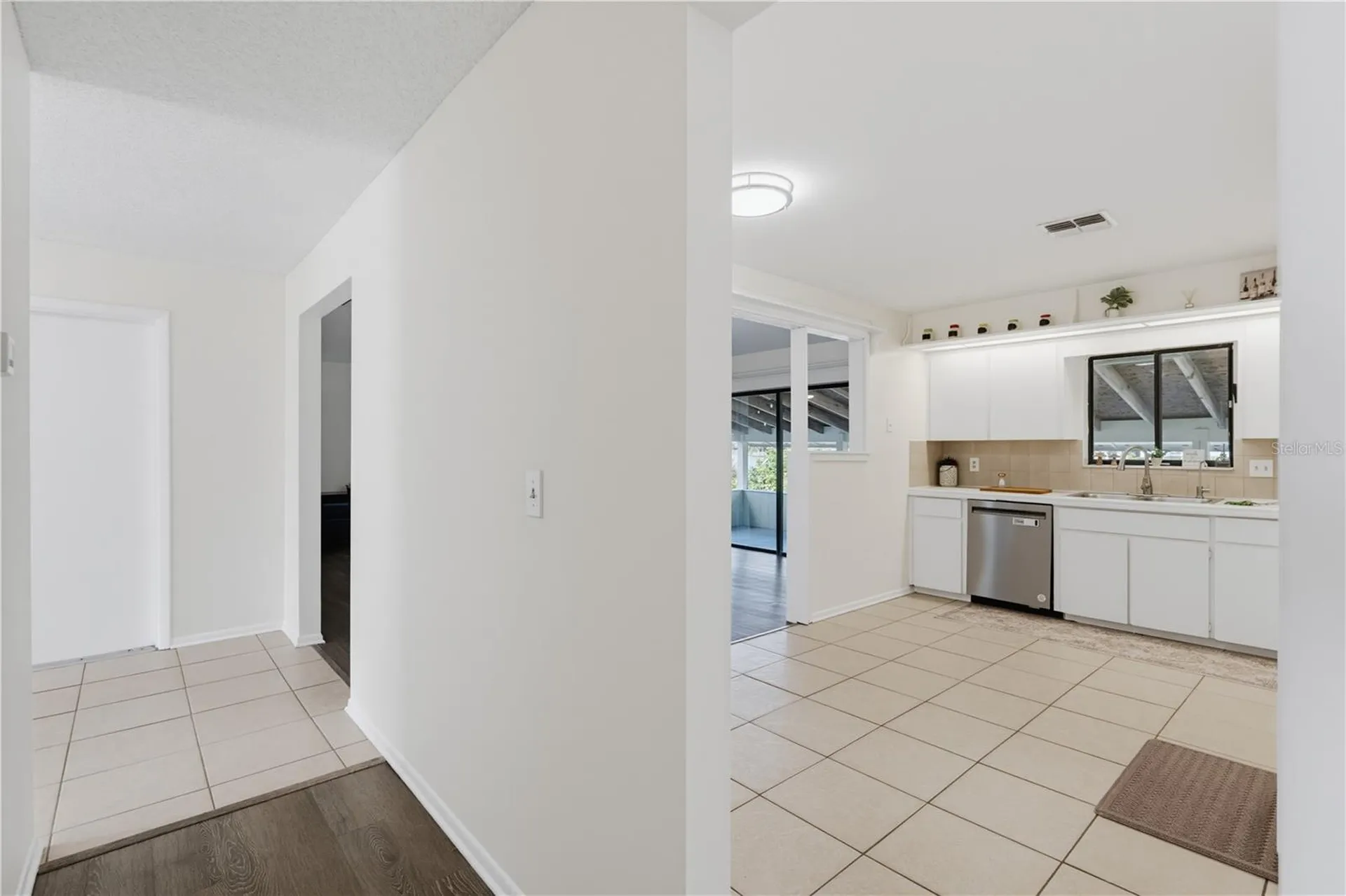 8212 Gandy Way Orlando FL 32810