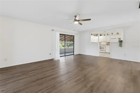 8212 Gandy Way Orlando FL 32810