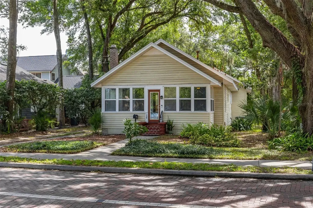 738 S Pennsylvania Avenue Winter Park FL 32789