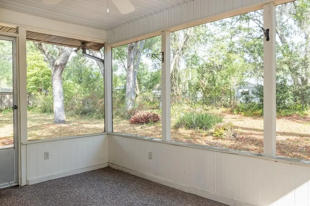 919 E Michigan Avenue Deland FL 32724