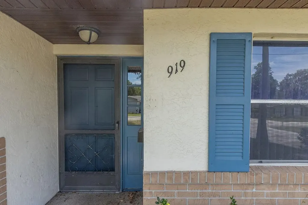 919 E Michigan Avenue Deland FL 32724