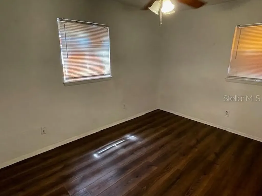 3706 E Shadowlawn Avenue Tampa FL 33610