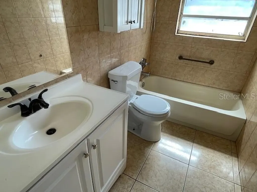 3706 E Shadowlawn Avenue Tampa FL 33610