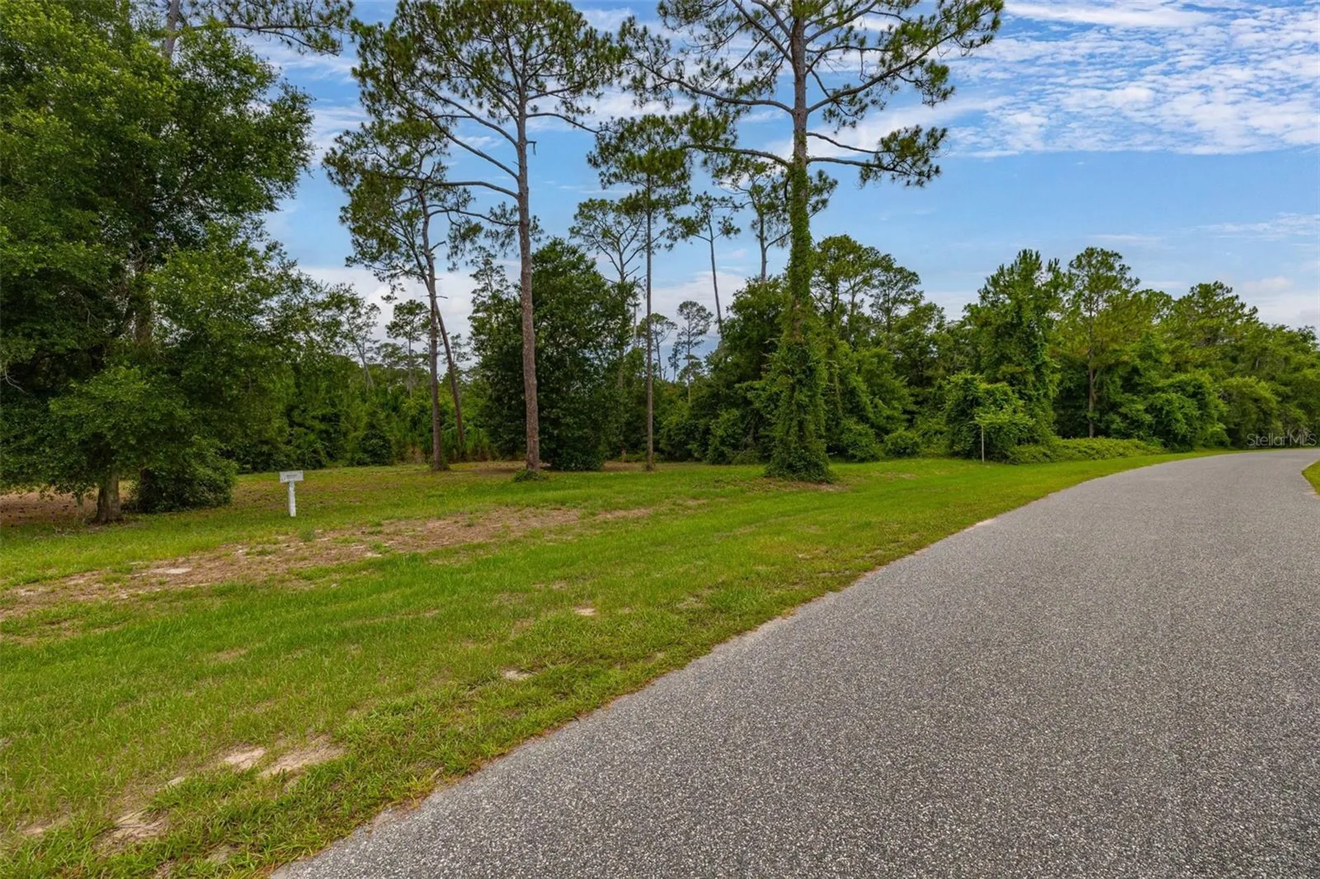 27037 Grand Oak Lane Tavares FL 32778