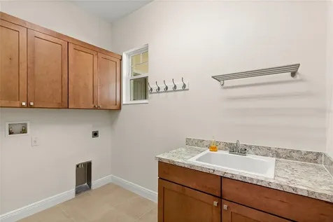 5090 Greens Drive Lady Lake FL 32159