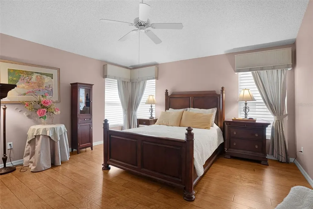 2124 Barbosa Court Lady Lake FL 32159